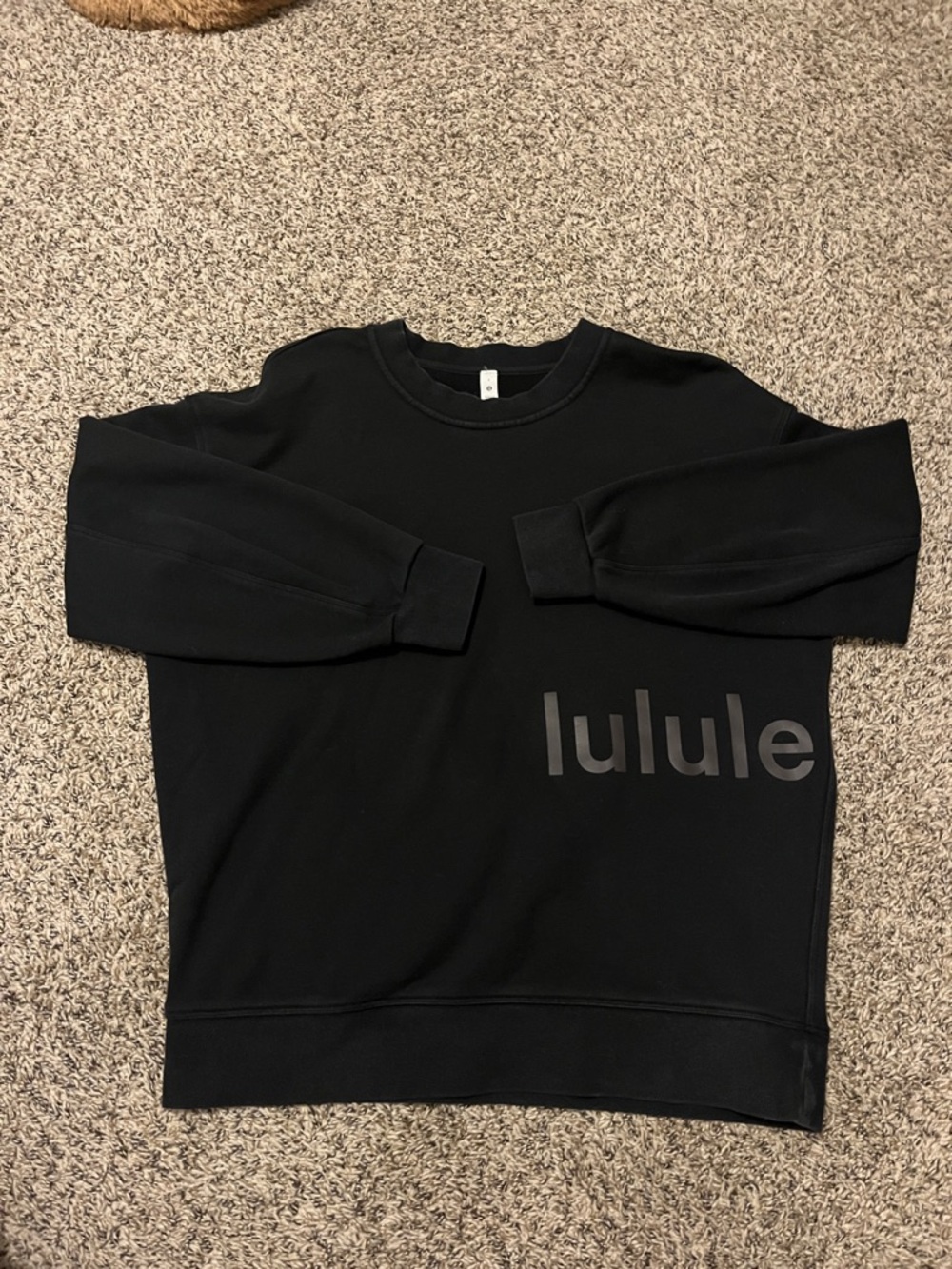 lululemon athletica Women’s Black Crewneck Sweatshirt with Subtle Logo